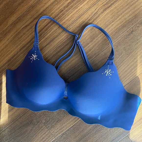 Victoria's Secret Other - Scalloped Blue Very Sexy Push-Up Convertible tee shirt bra